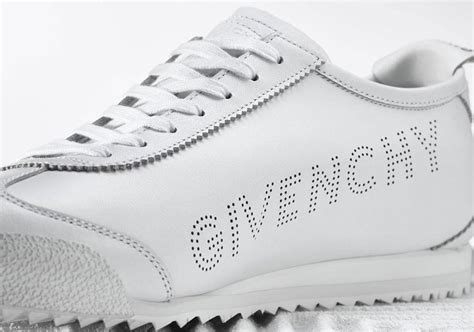 onitsuka tiger givenchy harga|givenchy x onitsuka.